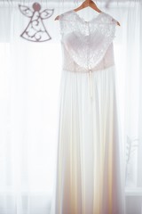 white wedding dress