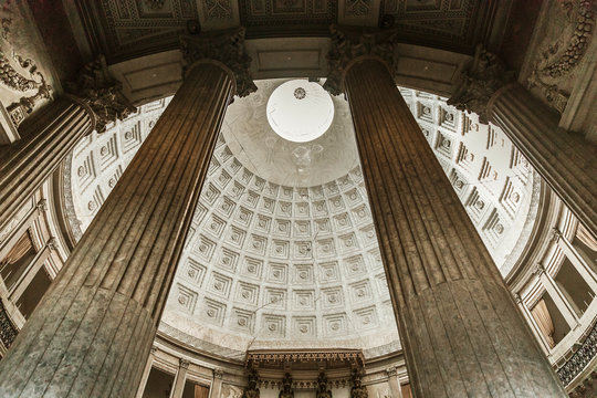 San Francesco Da Paola, Naples