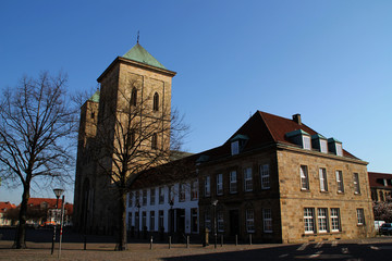 Fototapeta na wymiar Der Dom in Osnabrück
