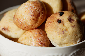 curd cookies with berries