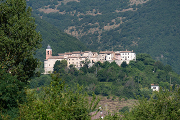 Fototapeta na wymiar Landscape near Monte Cucco, Marches, Italy