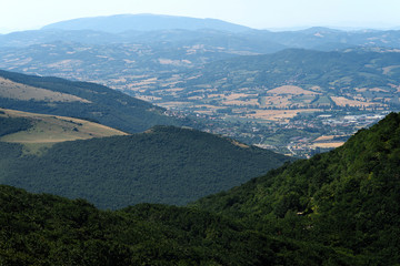 Fototapeta na wymiar Landscape near Monte Cucco, Marches and Umbria, Italy