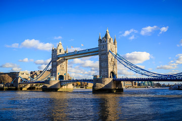 Fototapeta na wymiar London Tower Bridge and the River Thames
