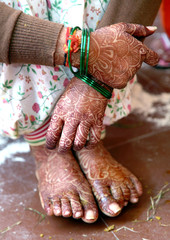 Indian girl Complete a Rasam in Wedding Ritual