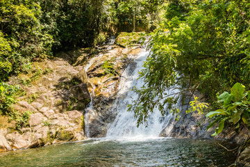 Obraz premium Wodospad Boissucanga północne wybrzeże brazylii sao paulo