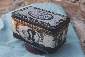 metal box