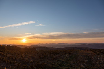 Sonnenuntergang im Frühling