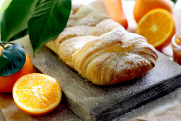 trança com geléia de laranja.
