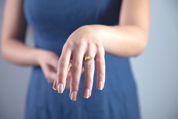woman hand the wedding ring