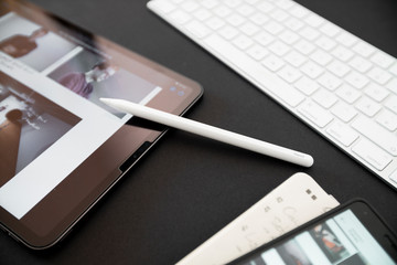 Digital Workspace Tablet with pen