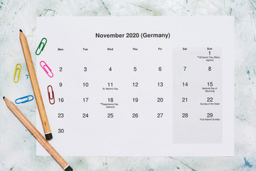Monatskalender November 2020. Translation: Monthly November 2020 calendar
