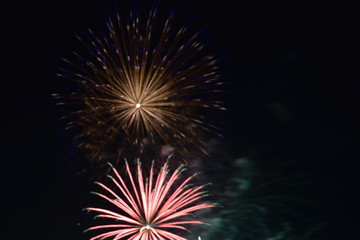 juegos pirot&eacute;cnicos