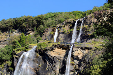 Obraz premium Waterfall in Switzerland