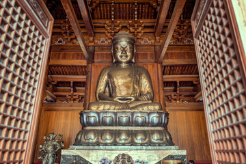 Ancient statue in Shanghai temple