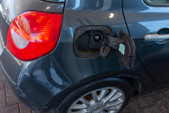 Pertol Bilder Durchsuchen 27 Archivfotos, und Videos