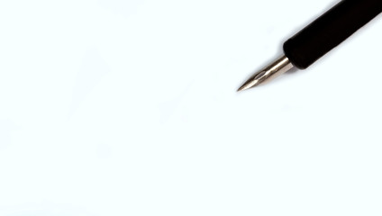 Fountain pen with silver tip