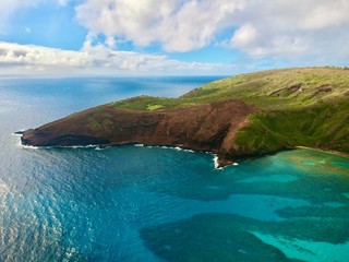 Fototapeta na wymiar Beautiful Aerial View of Honolulu Hawaii in Oahu 