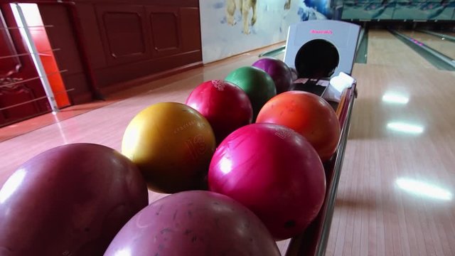 Bowling with pins and balls
