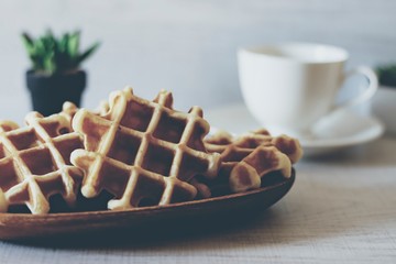 ワッフルとコーヒー