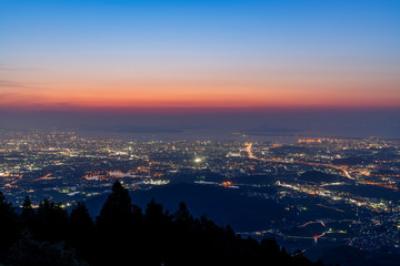 Obraz premium [福岡県]福岡市街の夜景（米の山展望台）