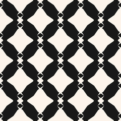Diamond seamless pattern. Vector abstract geometric texture. Black and white ornament with rhombuses, diamond, chains, grid, net, lattice, mesh. Simple monochrome graphic background. Repeat design