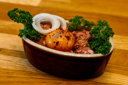 รูปภาพZwiebelmett – เลือกดูภาพถ่ายสต็อก เวกเตอร์ และวิดีโอ233 | Adobe Stock