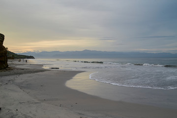 playa arena y mar