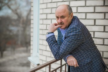 Obraz premium Mature man psychology, senior thinking about life and problems 
