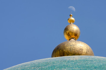 Fototapeta na wymiar Dome of Pakhlavan Makhmud Mausoleum. Khiva, Uzbekistan, Central Asia.