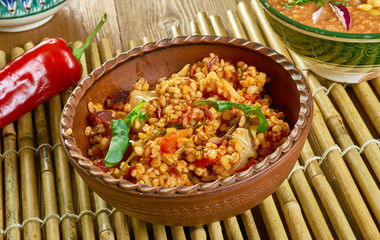 Guveche Bulgur Pilaiv