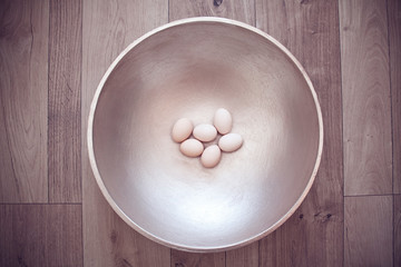 Minimal Easter - Six Eggs