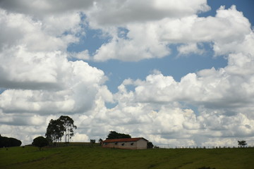 Obraz premium Clouds on the landscape view