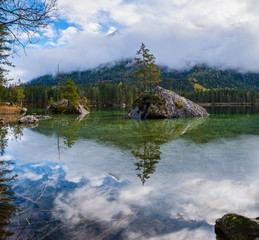 Naklejka premium Mountain alpine autumn lake Hintersee, Berchtesgaden national park, Deutschland, Alps, Bavaria, Germany.