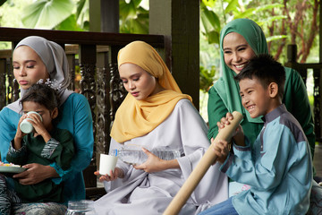 breaking the fast together