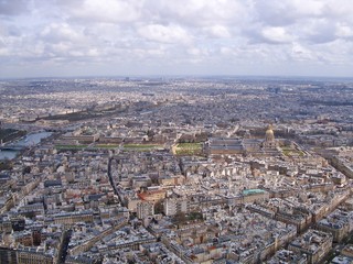 Fototapeta premium Aerial view from eiffel tower towards the city centre of Paris, France 
