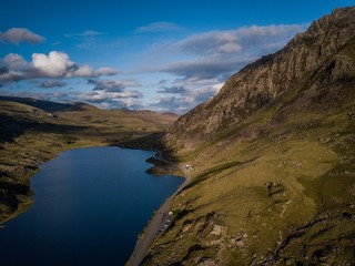 Summit Snowdonia Tryfan Y Garn Glyder Lakes Ogwen Valley