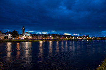 Obraz premium Inverness bei Nacht