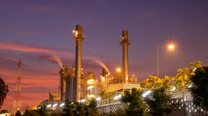 Gas turbine electrical power plant with twilight