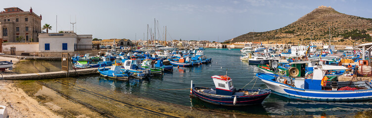 Obraz premium Port of Favignana