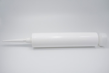 Isolate part of caulk, nozzle and plunger