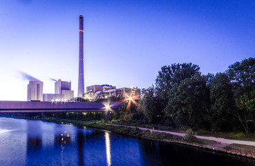 Fototapeta premium Ruhrgebiet Nachts 