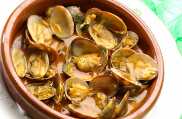 almejas a la marinera