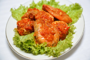 shrimp with salad