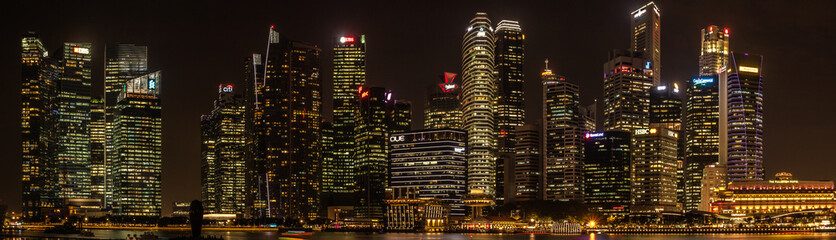 Fototapeta premium Singapore Skyline with skyscraper at night