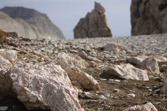 rocks on the beach © Peter Vanfot
