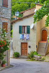 Fototapeta na wymiar Small town impressions in Montemignaio, Tuscany, Italy.
