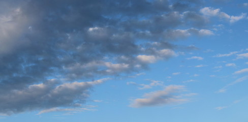 Cielo e nuvole in Primavera - paradiso