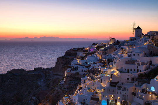 Beautiful sunset at Oia on Santorini Island, Greece © funbox