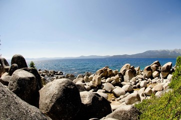 Fototapeta na wymiar The beautiful Lake Tahoe 
