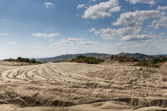 geologisches Ph&auml;nomen der Schlammvulkane in Rum&auml;nien